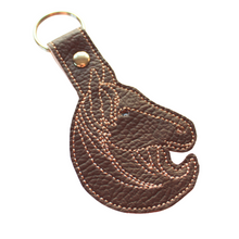 Load image into Gallery viewer, Horse head keyfob