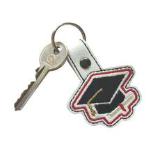 Load image into Gallery viewer, Graduation key fob with key
