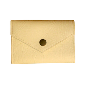 Purse in light cream faux leather