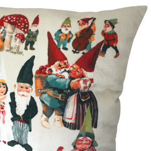 Gnome Wedding Cushion two gnomes hugging