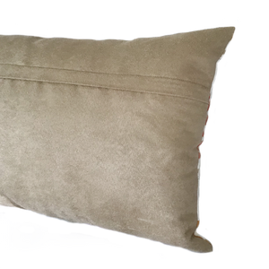 Reverse cushion in brown