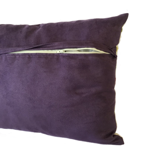 Cushion reverse in purple