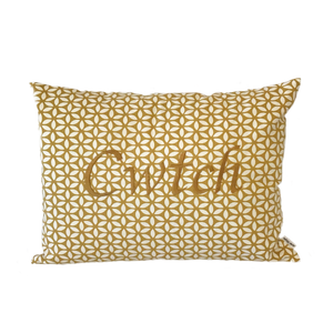 Cwtch Cushion yellow daisy